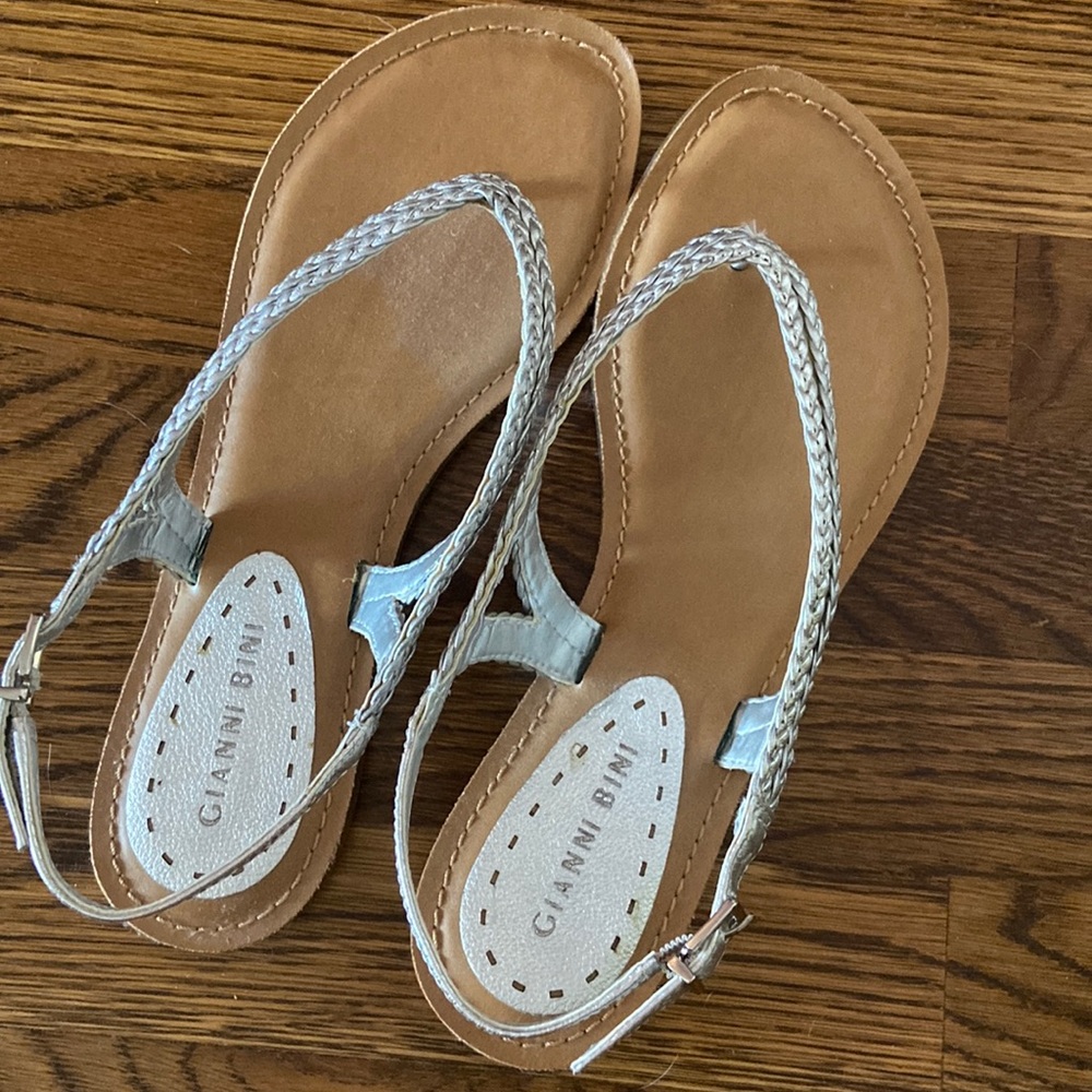 Gianni Bini Sandals size 8.5 BRAND NEW